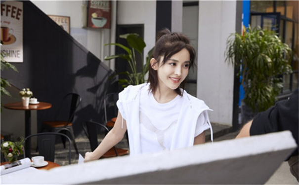 2012中文字幕国语免费