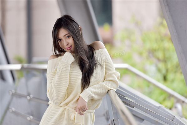 久久丫精品忘忧草产品:海量精品视频资源汇聚的影视天堂