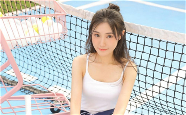 仙踪林十九岁女rapper据说占用内存非常的小,粉丝:空间小,体验非常棒