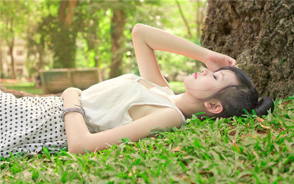 天堂√最新版中文在线提供国内外各种题材影片