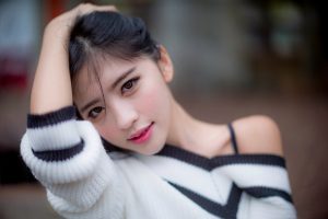 成片1卡2卡三卡4卡乱码app只能看了不能下载 网友:没事不影响