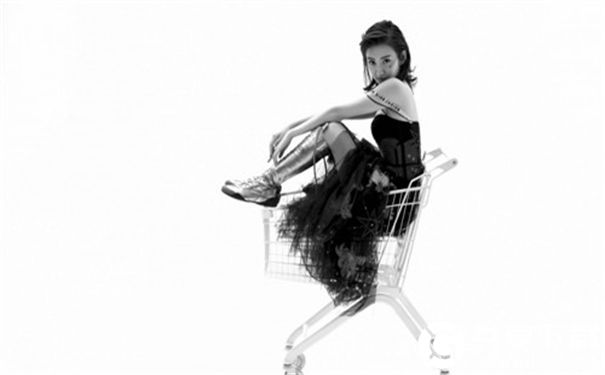 当下提供免费精东传媒VS天美传媒合作?贴吧:一样的火热