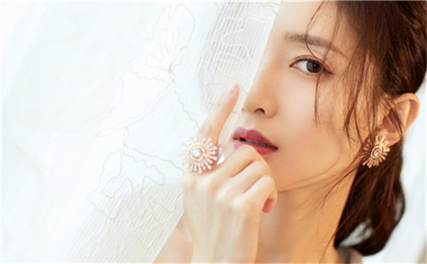 老阿姨哔哩哔哩b站肉片入口:9420www在线资源介绍