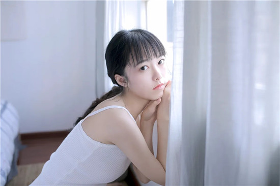 晚上自己一个人看的污污APP