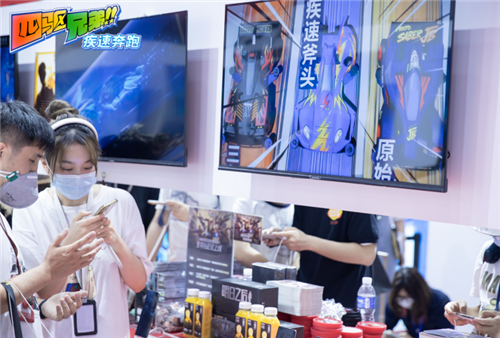 《四驱兄弟》手游CJ首曝!旋风冲锋席卷现场!