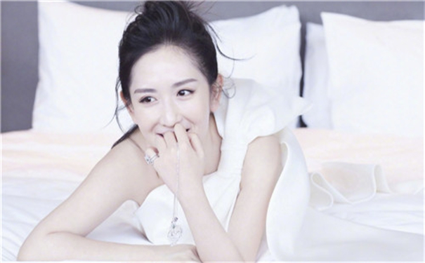 绿巨人丝瓜草莓秋葵八零婚纱摄影测评：众多妖艳美女作品等你观看