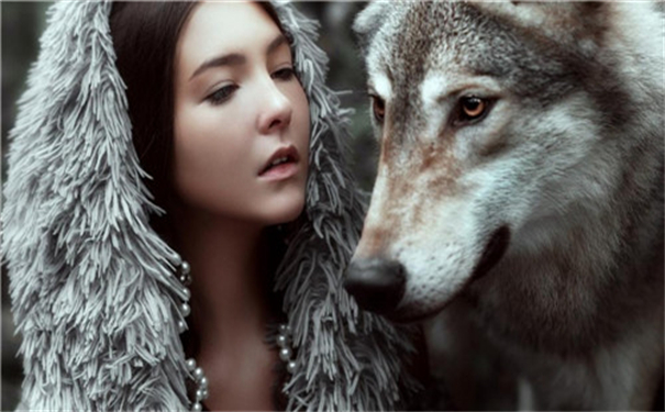 24小时免费看的视频哔哩哔哩网站测评：不用登入才保护隐私安全