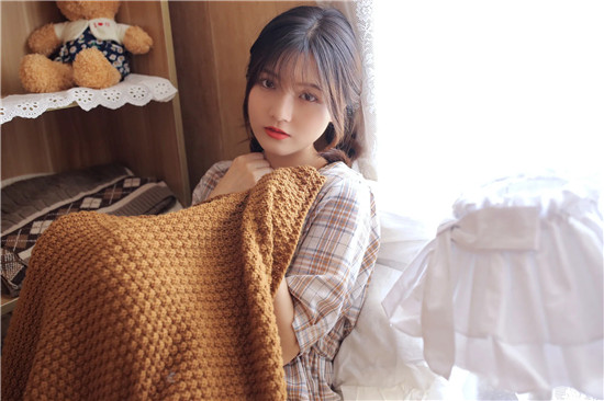 芭乐草莓视频幸福宝小猪视频：芭乐向日葵小猪鸭脖丝瓜榴莲