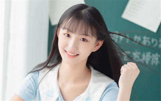 草莓男的加油站女人的美容院免费