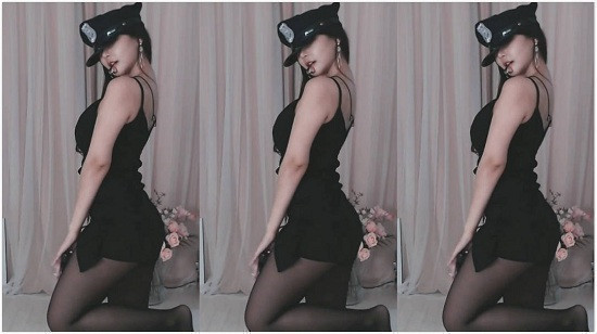 小狐仙直播app苹果版：可以看透明美女主播在线热舞唱歌