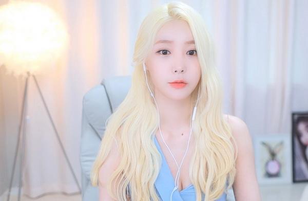 据传大香伊蕉在人线国产网站首页已无法进入？平台回应：被攻击已修复！