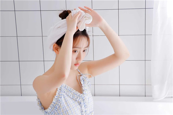 山竹视频免费ios版:随你任意开车的免费观看平台