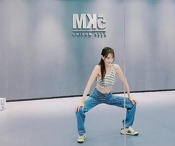 前YY芮甜甜毁约跳槽后转型学舞蹈，将正式举办首秀直播 