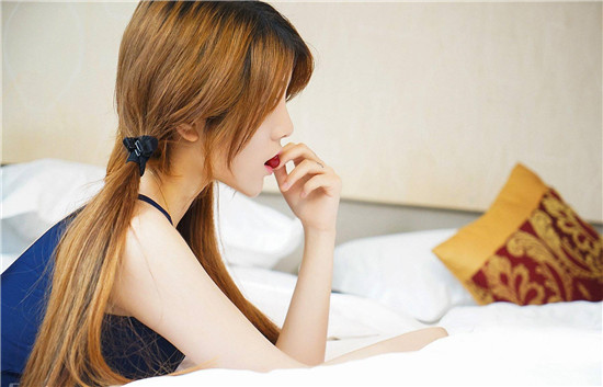 石榴丝瓜秋葵绿巨人草莓：精选优质短视频推送给用户观看的平台