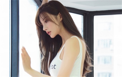 草莓樱桃丝瓜绿巨人秋葵ios无限看版:热度视频享受特色影视惊喜