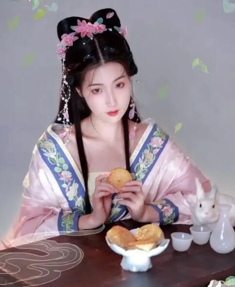 欧洲一卡2卡三卡4卡乱码免费乱码有很多深夜福利？网友：非常刺激！