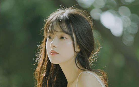 秋葵qkspapp下载地址ios版：一款人人都喜欢的免费视频播放器