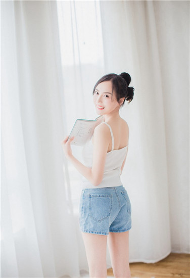 香蕉草莓芭乐鸭脖未满安卓：播放视频直播和分享的资源免费观看软件