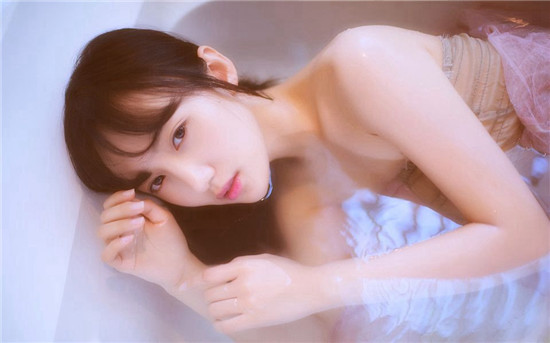 草莓 丝瓜 向日葵 黄瓜 绿巨人污APP大全：完全免费提供观看的视频软件