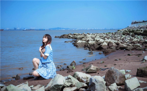 小猪视频APP无限看丝瓜IOS绿巨人：一款看视频都不需要充值会员的手机软件