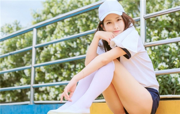 丝瓜黄瓜秋葵草莓香蕉鸭脖无限看污版：广大男同胞最爱看的影视播放软件