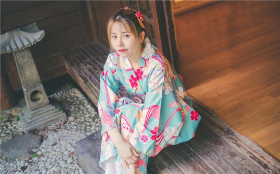 草莓视频向日葵视频绿巨人大全：绿巨人永久无限精简版下载