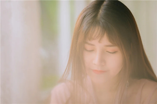 向日葵官网下app载旧版:享受影视多样精彩的视频软件