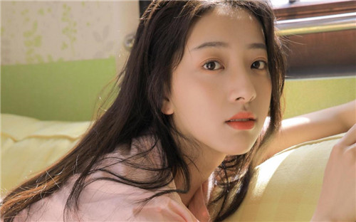 夜色直播安卓app破解版：超多人气美女福利直播表演