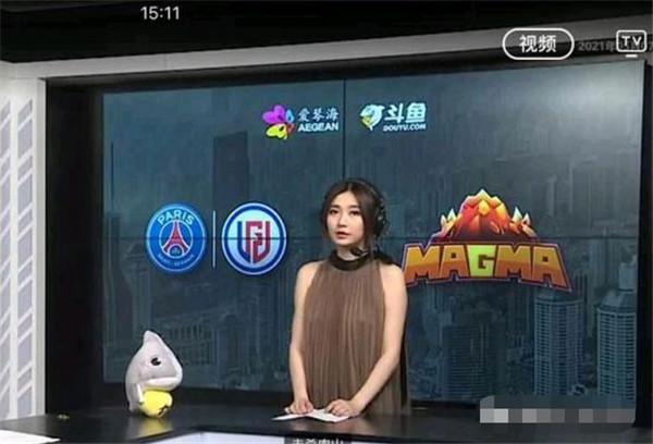 游戏女主播网上吐槽亲戚借钱，好几个零数到眼花缭乱 