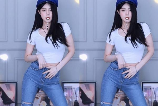 快手主播称新一本大道卡一卡二卡三乱码问题已解决，免费三天作为补偿！