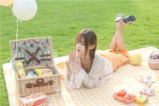 芭乐秋葵榴莲绿巨人app:适合你们看绅士电影的热门软件