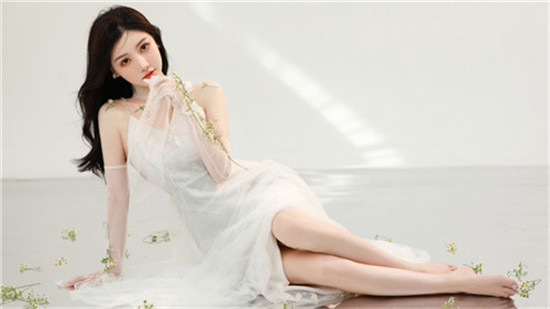 草莓黄瓜绿巨人丝瓜向日葵污免费看：超高清画质随心享