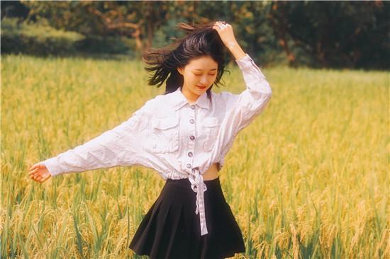 草莓向日葵秋葵番茄丝瓜：最强大最好用的免费播放器