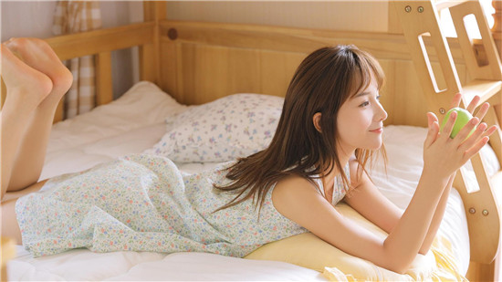 小蝌蚪草莓樱桃丝瓜绿巨人app最新版：无需登录直接观看