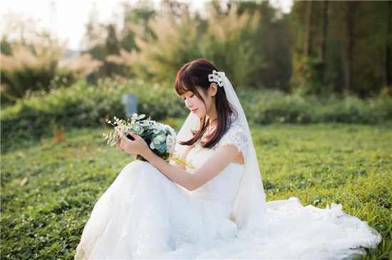 两个人在线观看www高清：大家都在用的免费播放器