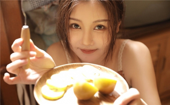 秋葵 茄子 丝瓜 绿巨人污下载:自由免费不限次的播放器