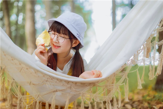 丝瓜芭乐樱桃秋葵小蝌蚪榴莲84免费看：免费没有限制自由使用一直看