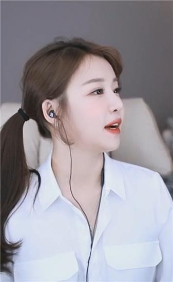 绿巨人www网在线社区-没有任何时间限制和金钱限制美女服务平台