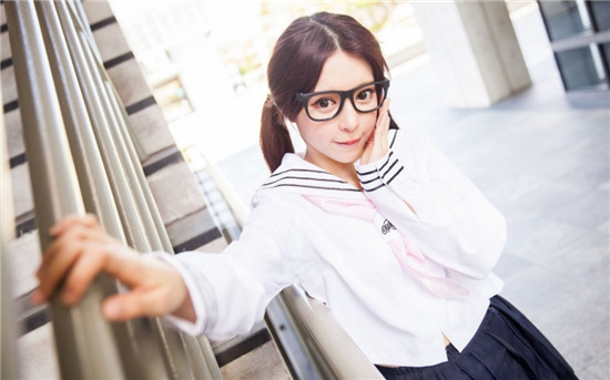 草莓丝瓜榴莲污无限看免费下载2023：没有播放限制的手机软件