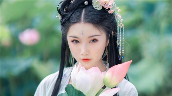 荔枝视频永久最新版：大量精彩影片让你看的无法自拔