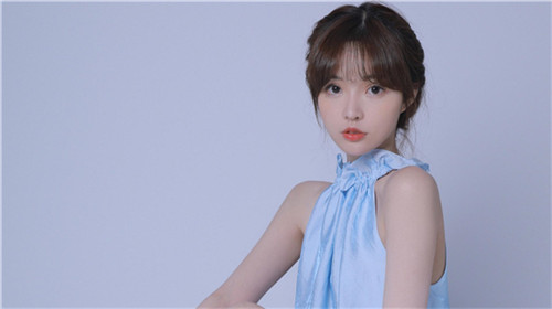 两个人看的www免费中文iOS：一款深受喜爱的播放器