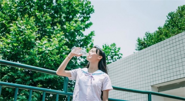 在线天堂おっさんとわたし：一款精彩视频大片都可以无限看的播放软件