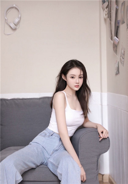 花样直播app下载汅api免费下载：一款精选的海内外影视平台。