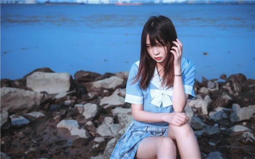 成免费crm每天都不重样福利版：一款每天都可以观看视频大片的播放软件