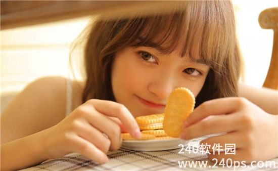 草莓榴莲香蕉茄子丝瓜樱桃秋葵污下载视频没有任何限制，网友：太爽了！