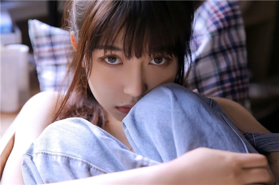 泡芙视频app无限看兑换码:当下非常受欢迎的手机在线直播交友软件