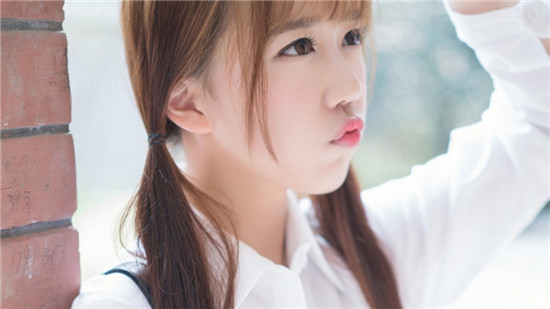 秋葵丝瓜草莓绿巨人葫芦娃：实时获取当前最新视频资源的在线观看平台