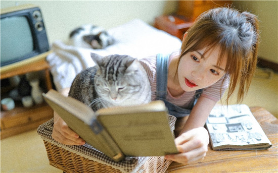 小黄鸭巨人秋葵草莓黄瓜榴莲：操作便捷的视频软件