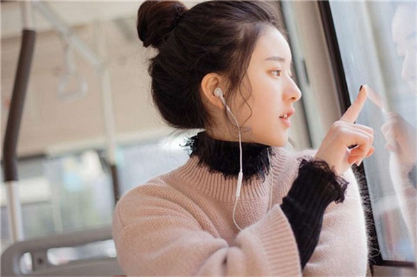 小辣椒湿地福利院观看app：提供了海量的免费影视资源