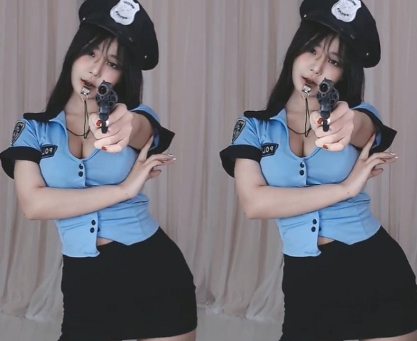 榴莲视频app：各种美女福利的短视频内容随你畅享